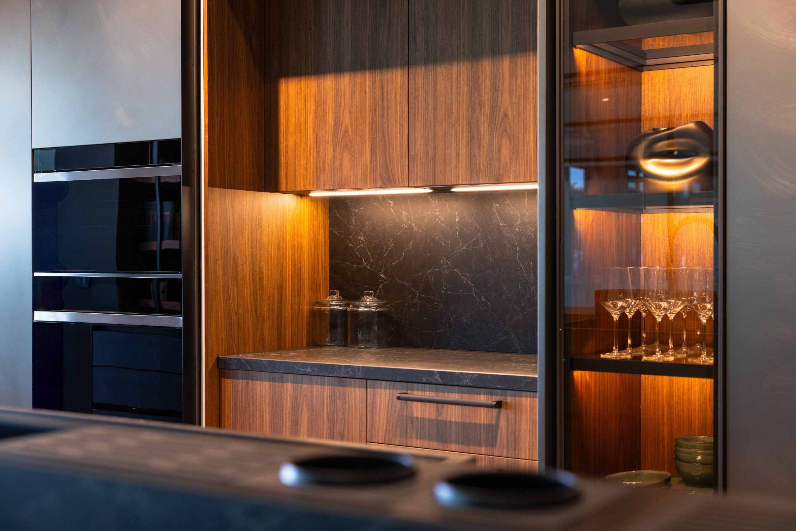 Renzo Rastelli Los Angeles showroom, a kitchen collection vignette, worktop detail.