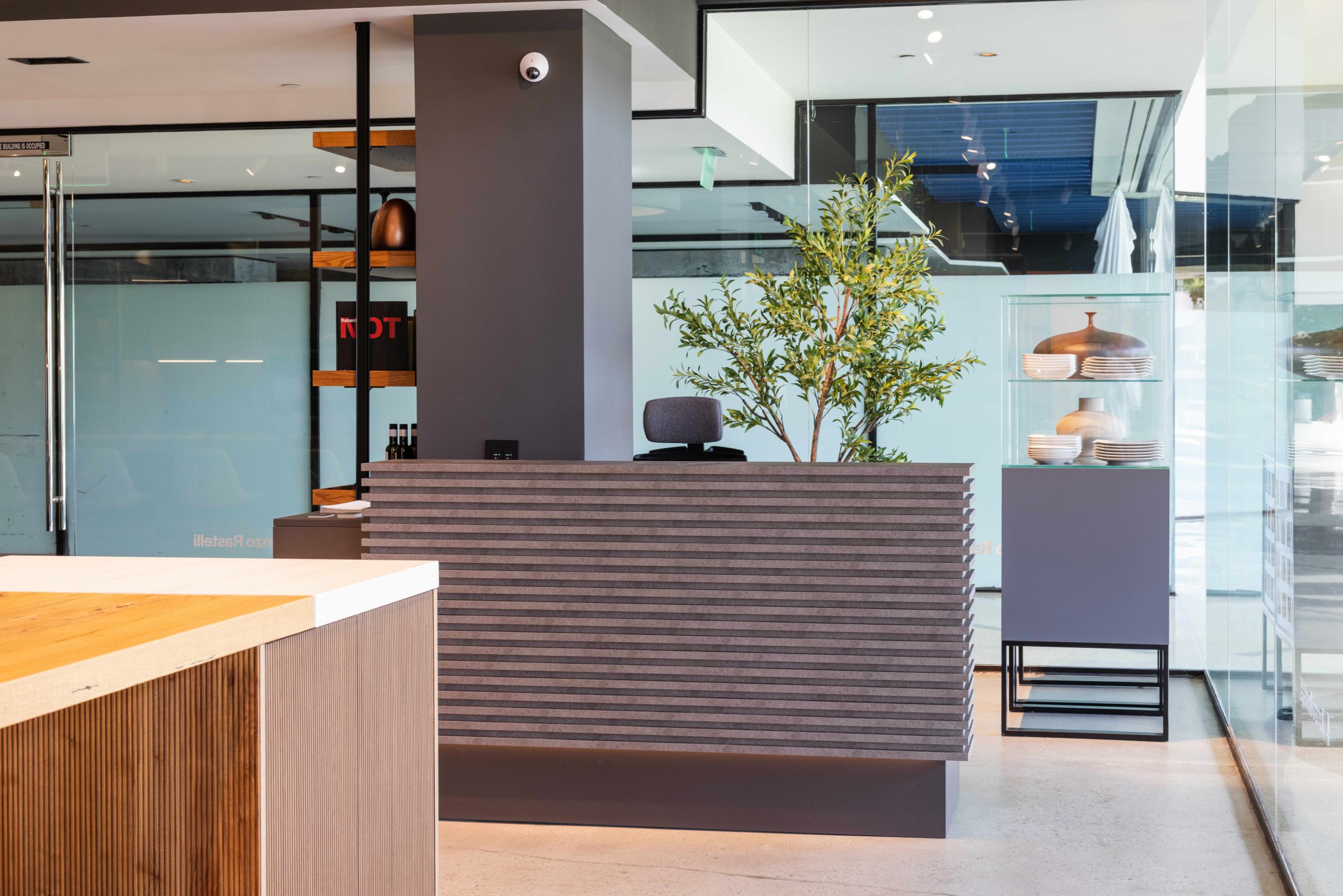 Renzo Rastelli Los Angeles showroom, a luxury interior collection vignette, layout overview.